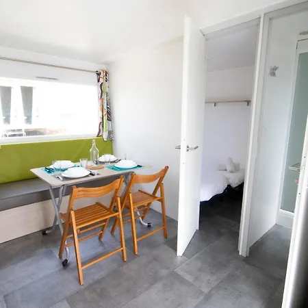 אתר קמפינג - Latas סומו