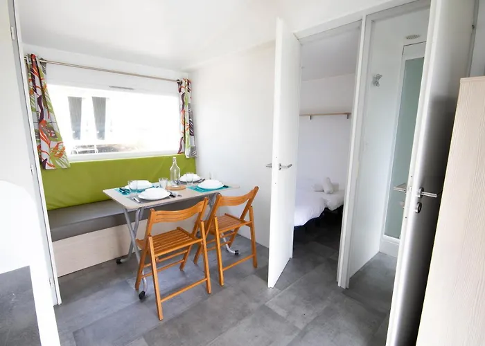 营地 - Latas 擞莫