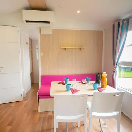 Camping - Latas 4*
